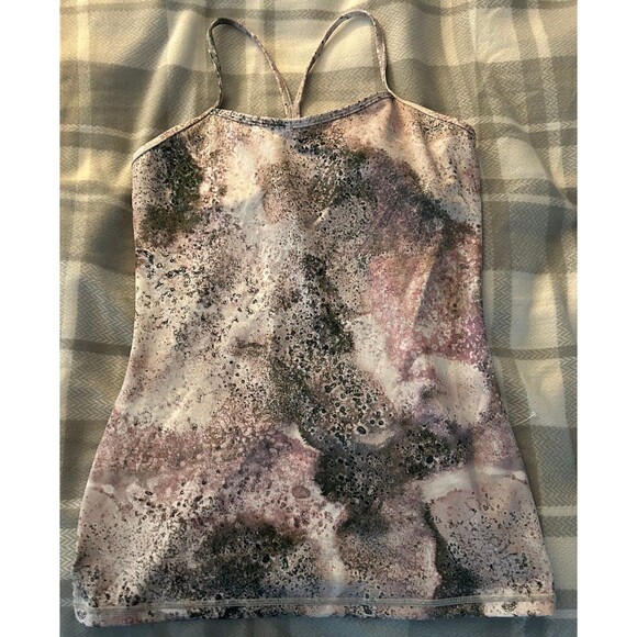 NWOT Lululemon tank top with bra Size 8 - Picture 1 of 3